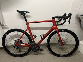 Basso, Astra