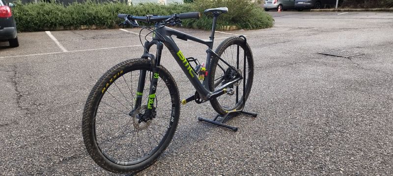 Used BMC Teamelite 01 THREE 2018 2018 Mountainbike, Light Gray, 29 — image 3 of 4