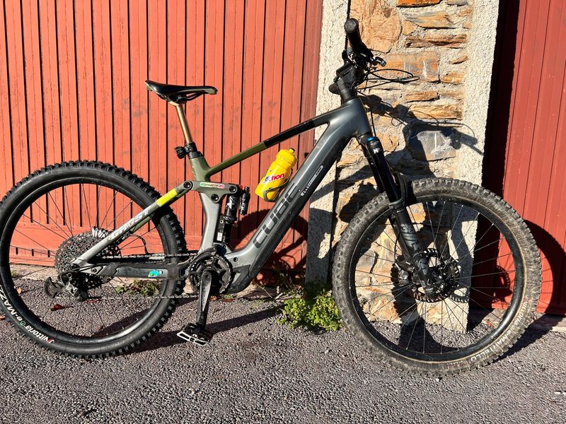 Used CUBE Stereo hybrid SRAM Red eTap AXS 2023 MTB