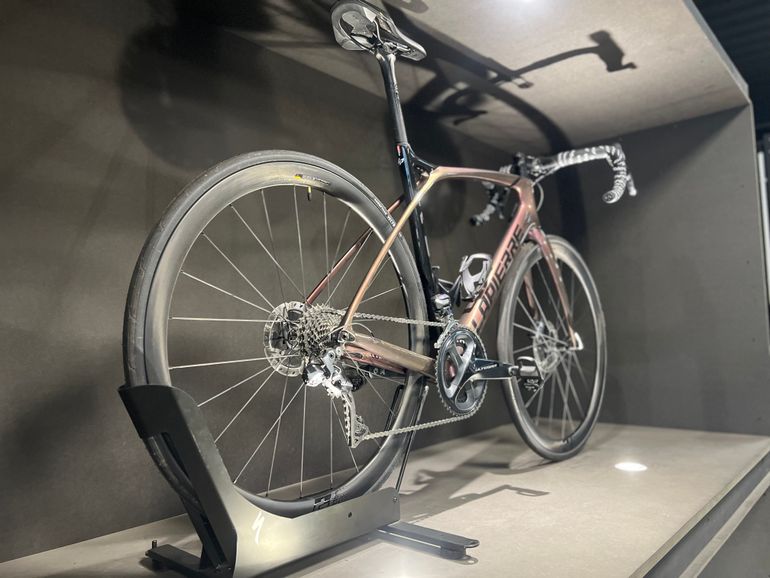 Used Lapierre Xelius SL 8.0 Disc 2021 2021 Road & Gravel, Purple — image 3 of 5