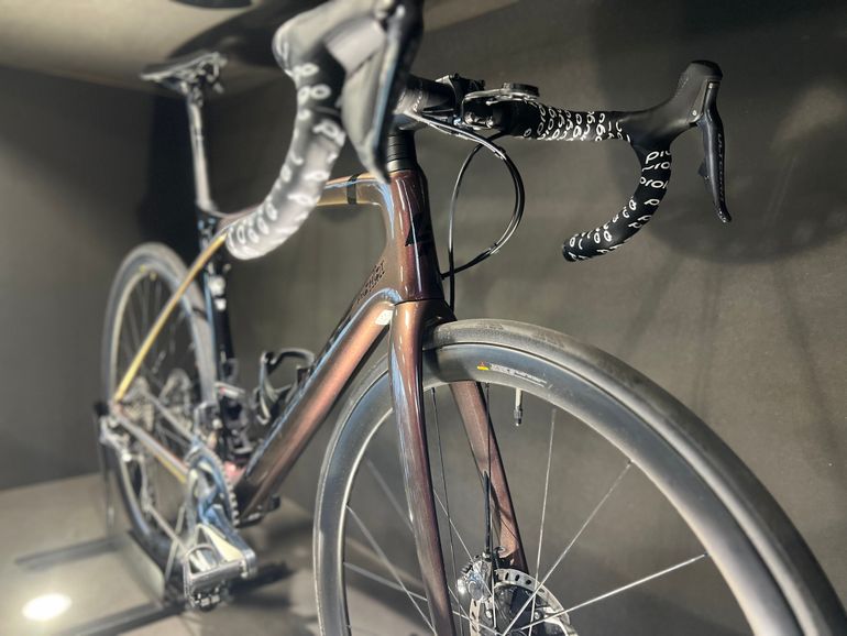 Used Lapierre Xelius SL 8.0 Disc 2021 2021 Road & Gravel, Purple — image 5 of 5