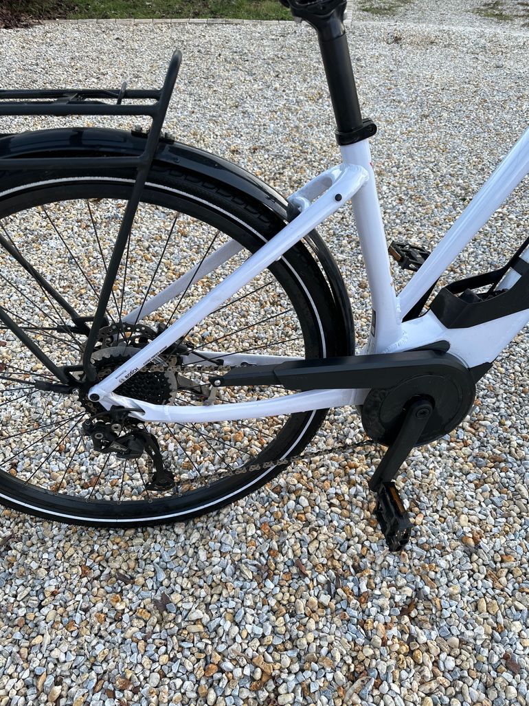 Used Lapierre Overvolt Trekking 6.4 Women 2021 2021 Urban, White — image 2 of 3