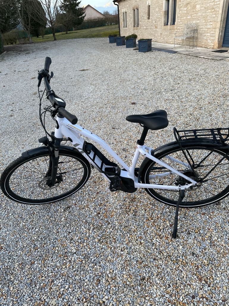 Used Lapierre Overvolt Trekking 6.4 Women 2021 2021 Urban, White — image 3 of 3