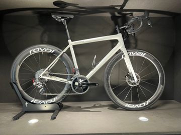 Used Specialized Aethos Expert – SRAM Rival eTap AXS 2023 2023 Road & Gravel