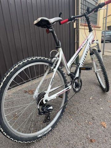 Used Bottecchia Fx 6061 2014 Mountainbike, White — image 4 of 4