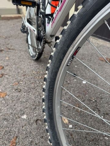 Used Bottecchia Fx 6061 2014 Mountainbike, White — image 2 of 4