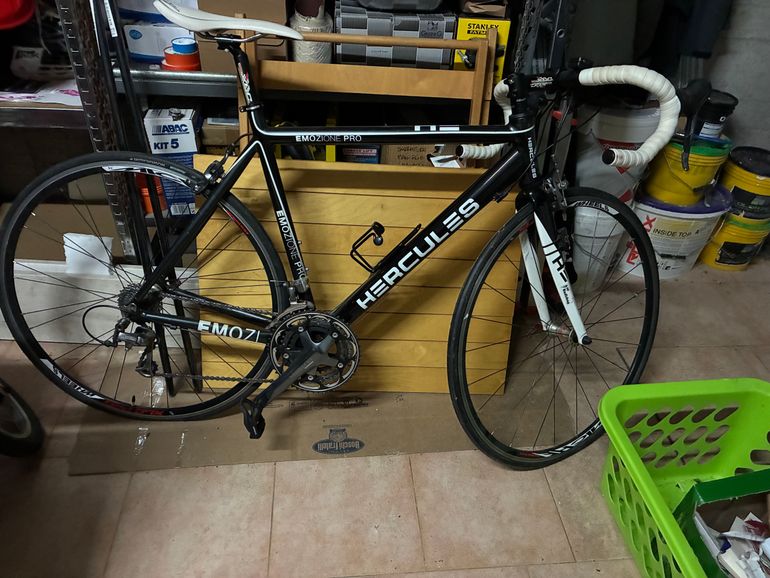 Used Hercules Emozione Pro 2010 Road & Gravel — image 3 of 4