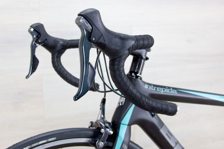 Used Bianchi Intrepida 2018 Road & Gravel, Black — image 17 of 19