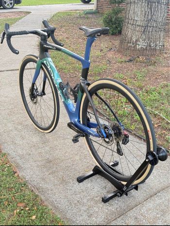 Used Pinarello DOGMA F EDIZIONE SPECIALE 2025 2025 Road & Gravel, Blue — image 5 of 10