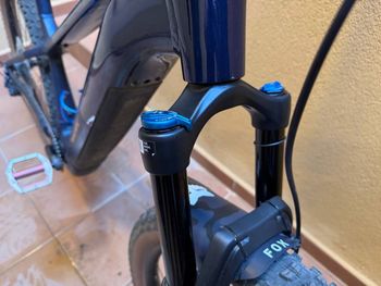 Used Trek Powerfly + 6 Gen 5 2025 2026 Mountainbike — image 15 of 22