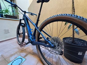 Used Trek Powerfly + 6 Gen 5 2025 2026 Mountainbike — image 5 of 22
