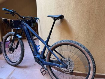 Used Trek Powerfly + 6 Gen 5 2025 2026 Mountainbike — image 3 of 22