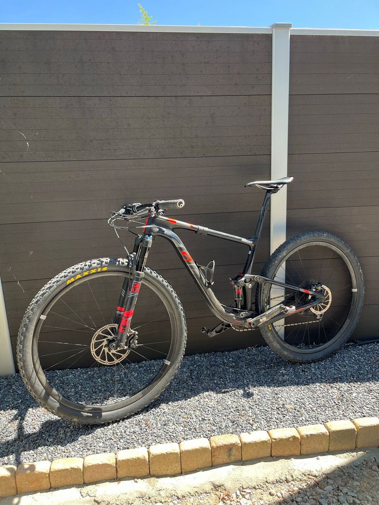 Used Giant Anthem SRAM GX Eagle 2020 Mountainbike, Black — image 2 of 3