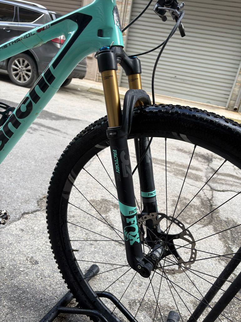 Used Bianchi METHANOL 2024 Mountainbike, Blue — image 5 of 8