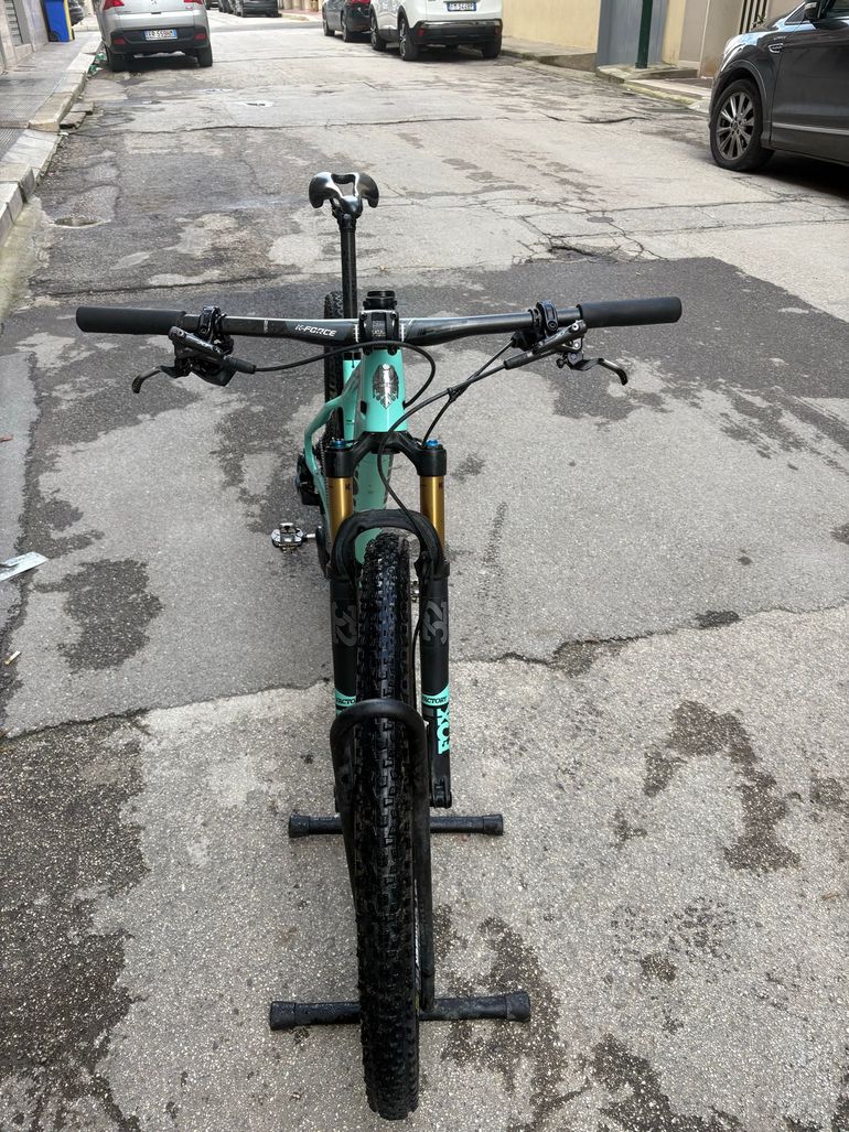 Used Bianchi METHANOL 2024 Mountainbike, Blue — image 8 of 8