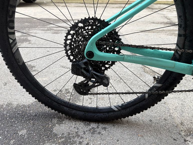 Used Bianchi METHANOL 2024 Mountainbike, Blue — image 7 of 8
