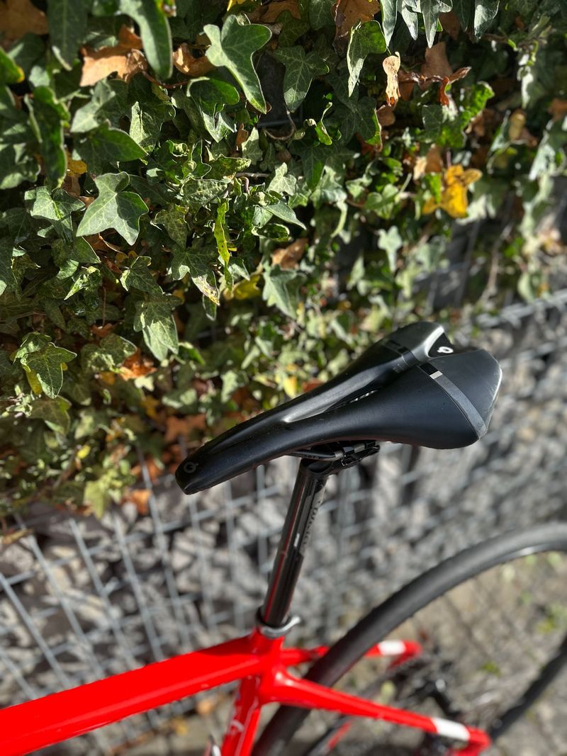 Used Willier Trestina 2024 Road & Gravel, Red — image 8 of 9