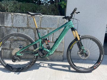 Pivot SHUTTLE LT SRAM X0 Eagle AXS (T-Type) 2024 MTB d'occasion