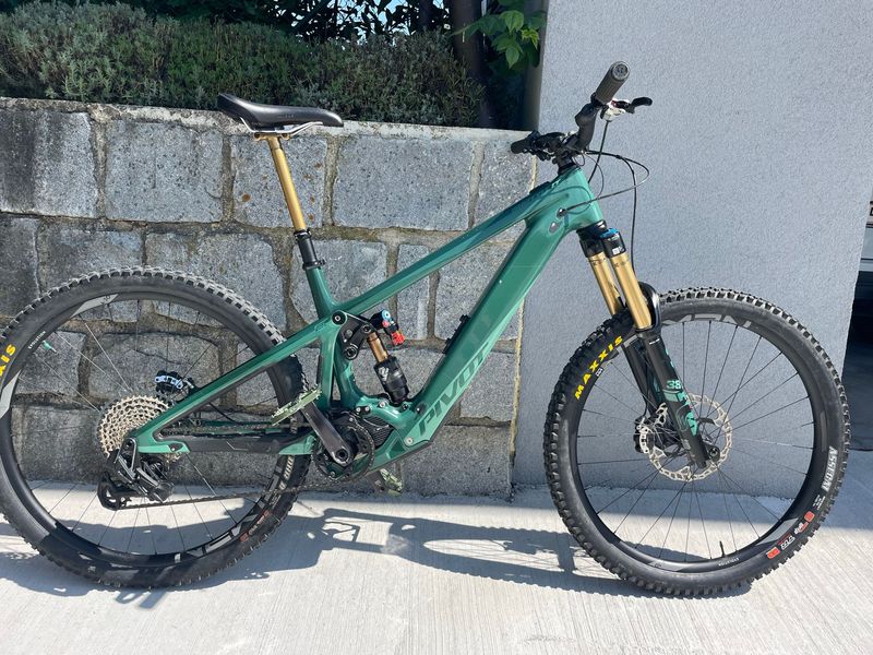 Pivot SHUTTLE LT SRAM X0 Eagle AXS (T-Type) 2024 MTB d'occasion