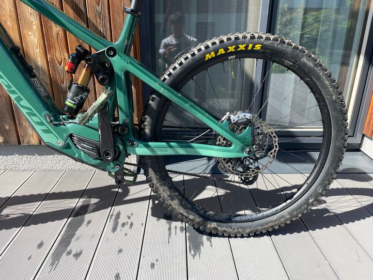 Used Pivot SHUTTLE LT SRAM X0 Eagle AXS (T-Type) 2024 Mountainbike, Green, 29 — image 13 of 19