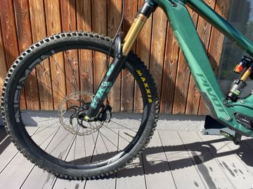 Brugt Pivot SHUTTLE LT SRAM X0 Eagle AXS (T-Type) 2024 Mountainbike — billede 14 af 19