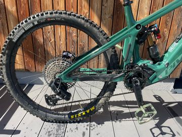 Brugt Pivot SHUTTLE LT SRAM X0 Eagle AXS (T-Type) 2024 Mountainbike — billede 16 af 19