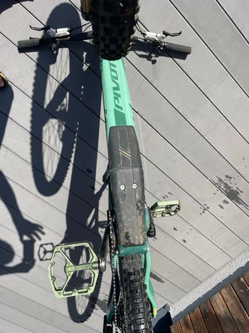 Used Pivot SHUTTLE LT SRAM X0 Eagle AXS (T-Type) 2024 Mountainbike, Green, 29 — image 18 of 19