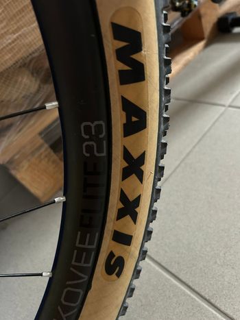 Used Trek Top Fuel 9.8 SL 2017 Mountainbike — image 5 of 18