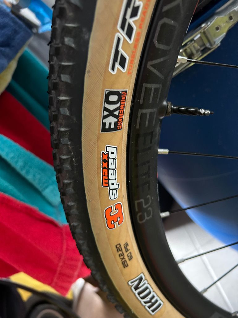 Used Trek Top Fuel 9.8 SL 2017 Mountainbike — image 4 of 18