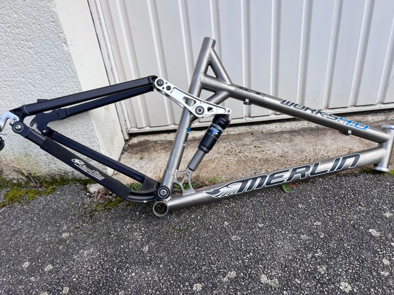 Used Merlin Works 4.0 Frameset 2006 Mountainbike, Light Gray — image 1 of 4