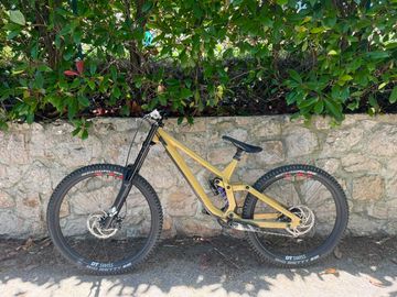 Tweedehands Rose Scrub 2024 Mountainbike — afbeelding 1 van 5