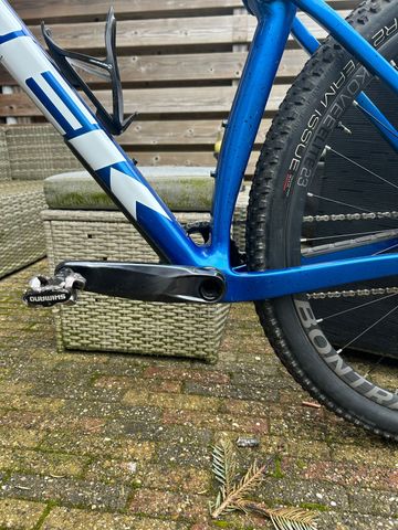 Used Trek Procaliber 9.7 2023 2023 Mountainbike, Blue, 29, 27.5 — image 4 of 11