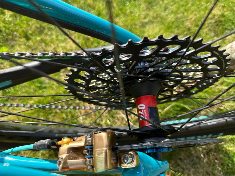 Yeti ARC Turq 2022 Mountainbike usato, Blu — immagine 9 di 12
