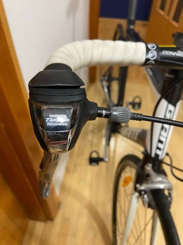 Used Giant Defy 2 2015 2015 Road & Gravel, White — image 10 of 13