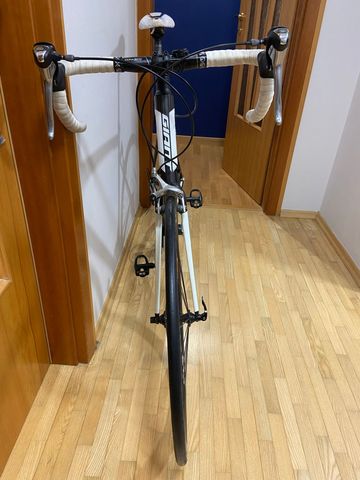 Used Giant Defy 2 2015 2015 Road & Gravel, White — image 12 of 13