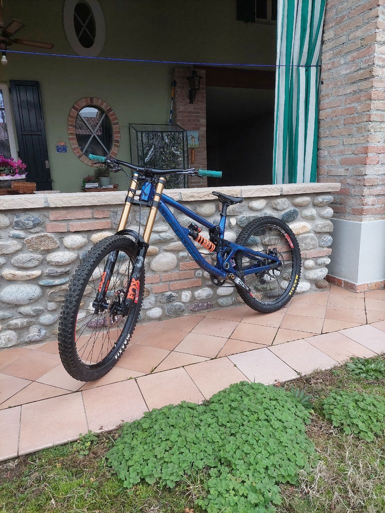 Brugt Saracen Myst Shimano Saint 2023 Mountainbike — billede 2 af 6