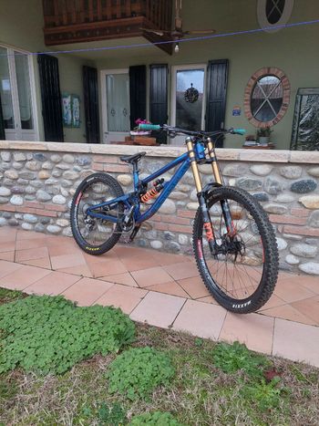 Käytetty Saracen Myst Shimano Saint 2023 MTB