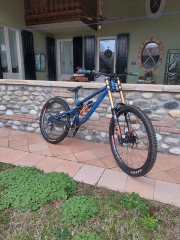 Brugt Saracen Myst Shimano Saint 2023 Mountainbike — billede 1 af 6