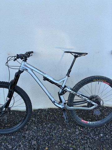 Brugt Commencal META AM 29 ESSENTIAL FOX 2019 2019 Mountainbike — billede 2 af 3