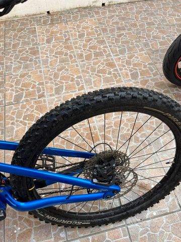 Tweedehands Lapierre Spicy 4.9 2021 2021 Mountainbike — afbeelding 3 van 10