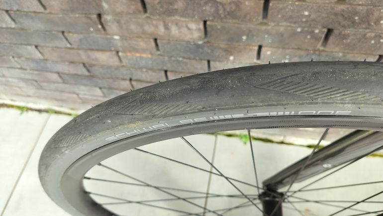 Used Scott Addict 30 2024 2024 Road & Gravel, Black — image 15 of 17