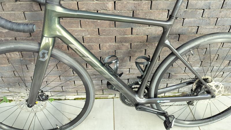 Used Scott Addict 30 2024 2024 Road & Gravel, Black — image 10 of 17