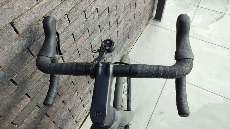 Used Scott Addict 30 2024 2024 Road & Gravel, Black — image 8 of 17