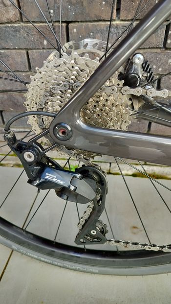Used Scott Addict 30 2024 2024 Road & Gravel, Black — image 6 of 17