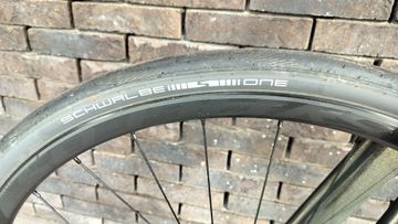 Used Scott Addict 30 2024 2024 Road & Gravel, Black — image 13 of 17