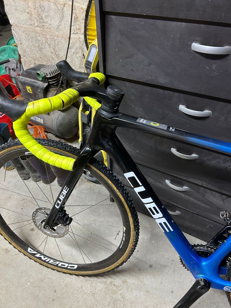 CUBE Cross Shimano Ultegra Di2 2025 Road & Gravel usato, Blu — immagine 7 di 11