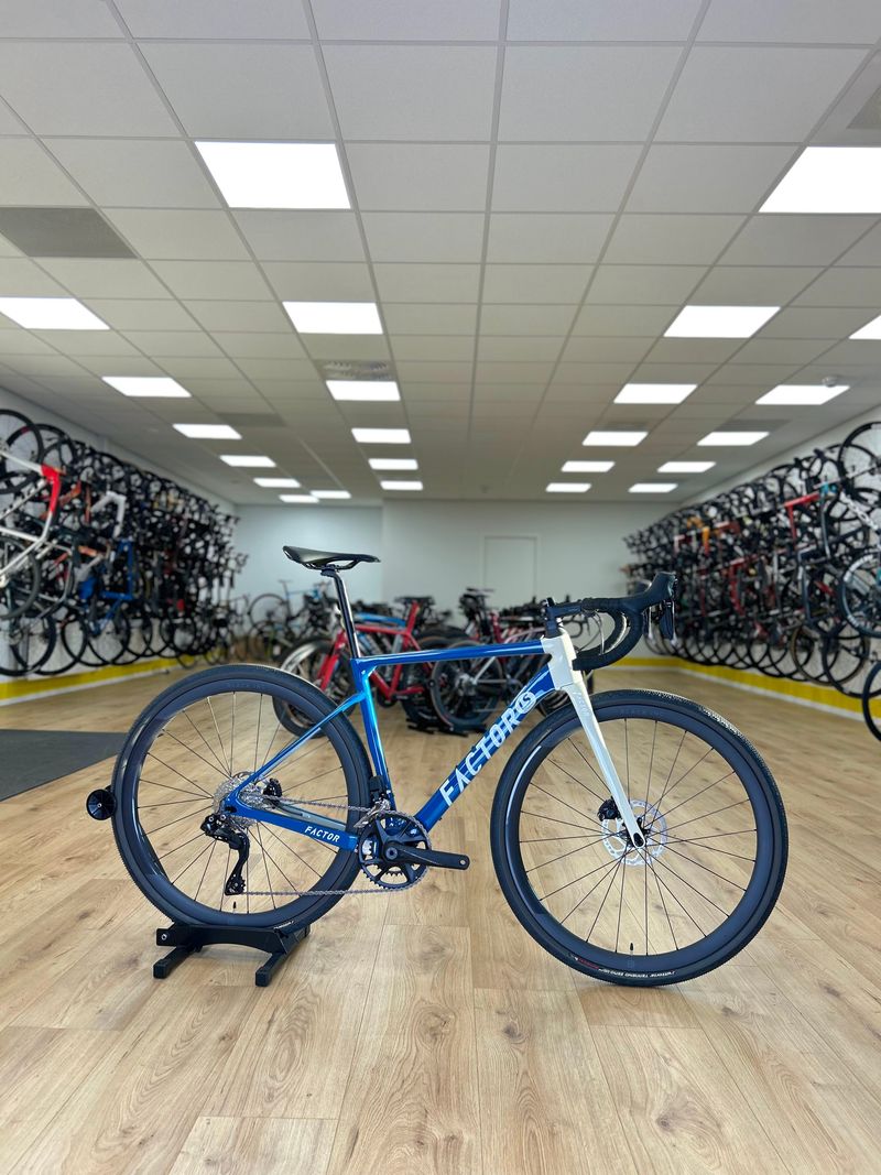 Factor LS GRAVEL Di2 Carbon NEW 2023 Road & Gravel usato