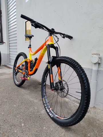 Gebrauchtes Giant Reign 27.5 1 2015 2015 Mountainbike, Orange, 27.5 — Bild 3 von 6