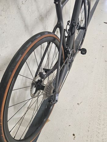 Used Scott Addict 20 2022 2022 Road & Gravel — image 5 of 7