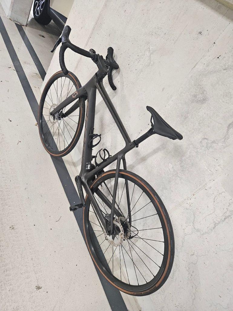 Used Scott Addict 20 2022 2022 Road & Gravel — image 6 of 7